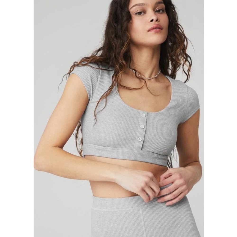 Alo Yoga Blissful Henley‎ Bra Top Athletic Heather Grey Ribbed XS Cap Sleeve